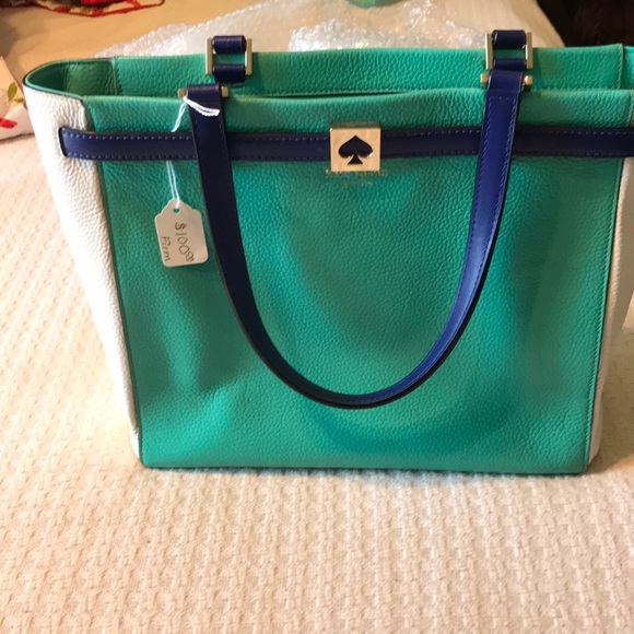 Kate Spade Purse - Picture 2 of 5